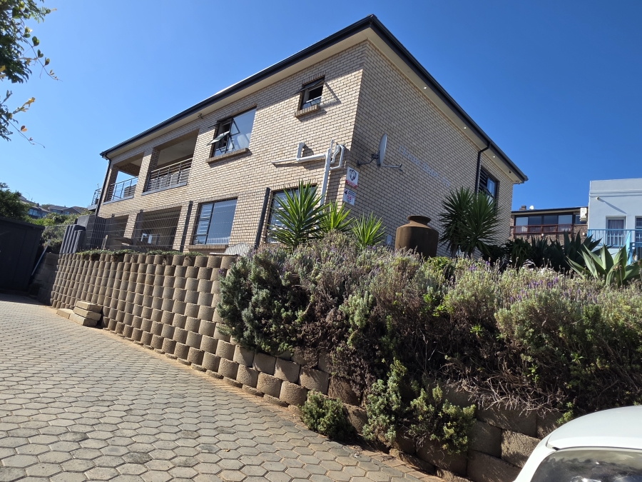 6 Bedroom Property for Sale in Dana Bay Western Cape